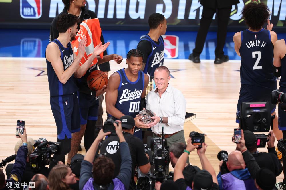 新星离队与 新星离队与