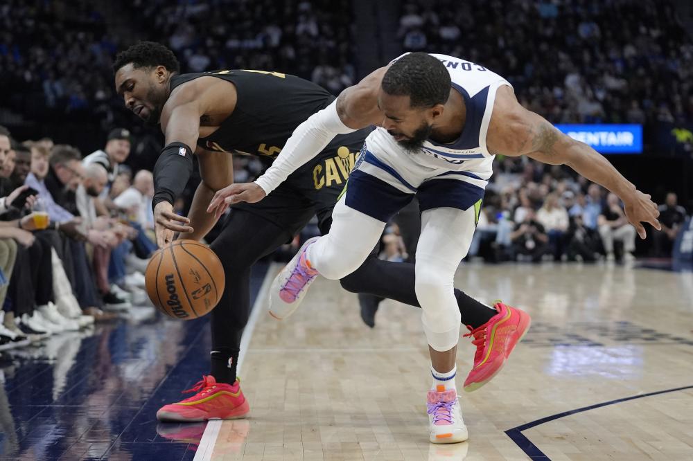 疑为她明年 疑为她明年